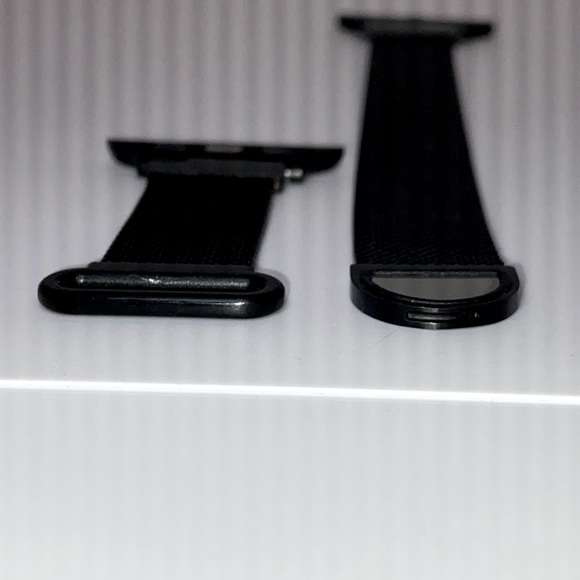 New Smart Watch Black Stainless Steel Apple Replacement Band. Fits 38-40mm. - Picture 2 of 4